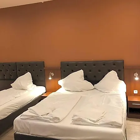 Poseidon Hotel 2*